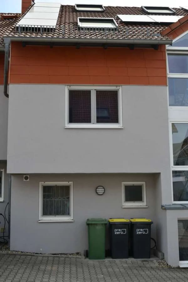 Immobilie in Friolzheim - Provisionsfrei: 5,5-Zimmer-Wohnung in Friolzheim mit Wärmepumpe und PV-Anlage - Bild 1