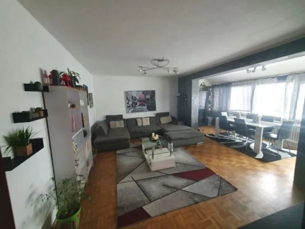 Immobilie in Rheinstetten - Großzügige 4-Zimmer-Wohnung mit Westbalkon und 3 Stellplätzen in familienfreundlicher Lage - Bild 4
