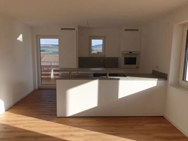 Immobilie in Löwenstein - 4-Zimmer-Wohnung im Gartengeschoss mit 2 Terassen und Gartenanteil - Bild 0