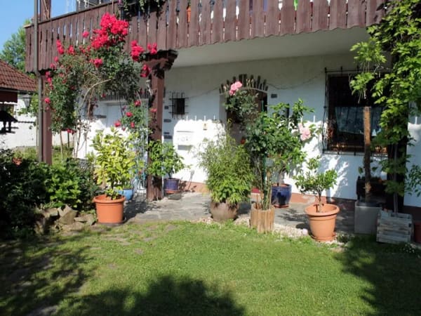 Immobilie in Glattbach - **Viel Platz !!** Familiengerechtes EFH mit ELW, idyllischem Garten, Garage, Carport u.v.m. - Bild 3