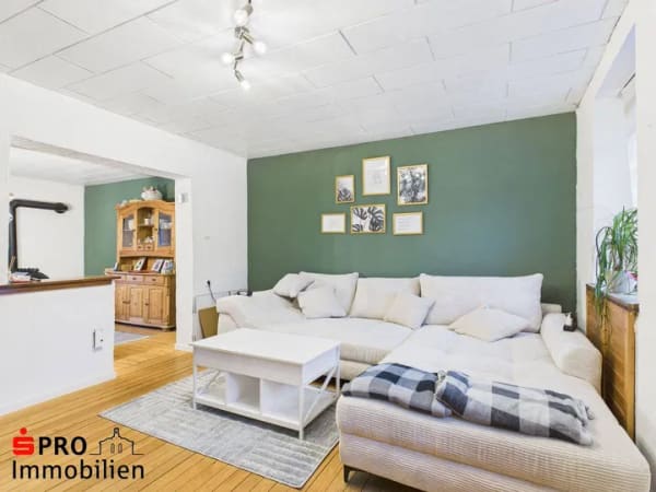 Immobilie in Heusweiler - Reihenendhaus mit großem Grundstück in Heusweiler - Bild 1