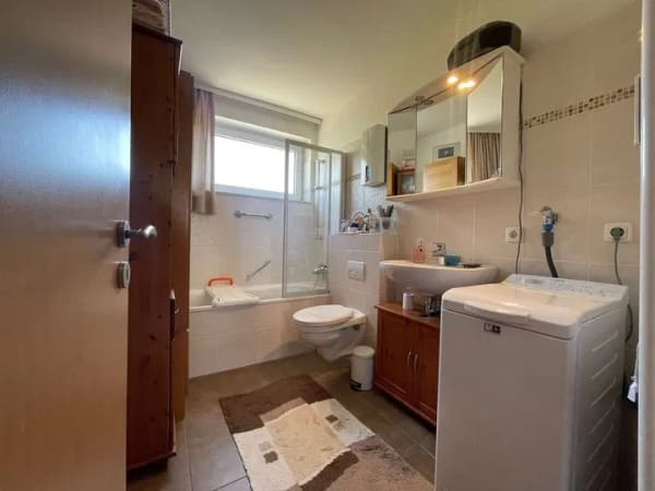 Immobilie in Ronnenberg - 3-Zimmer Wohnung mit Tiefgarage, Loggia und Fahrstuhl in Empelde  - Bild 2