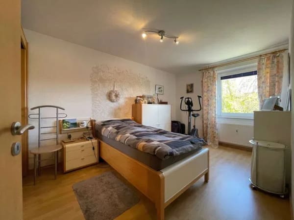 Immobilie in Ronnenberg - 3-Zimmer Wohnung mit Tiefgarage, Loggia und Fahrstuhl in Empelde  - Bild 3