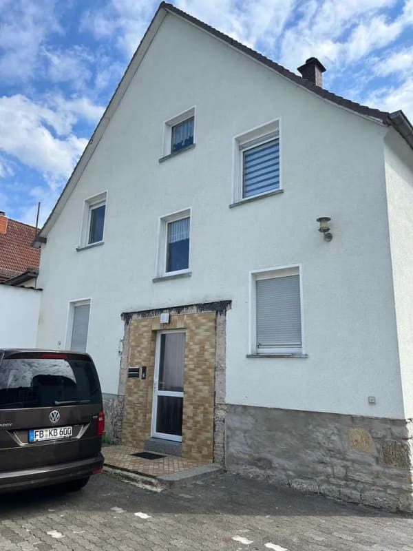 Immobilie in Butzbach - Entdecke die Möglichkeiten, Zweifamilienhaus zum Top-Preis! - Bild 1