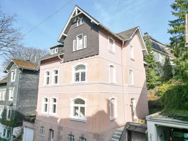 Immobilie in Siegen - Zweifamilienhaus aus der Gründerzeit in Zentraler Lage von Siegen (Wellersberg) - Bild 1