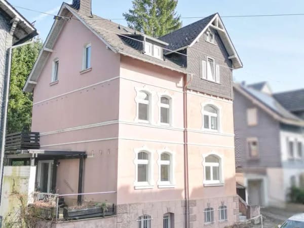 Immobilie in Siegen - Zweifamilienhaus aus der Gründerzeit in Zentraler Lage von Siegen (Wellersberg) - Bild 2