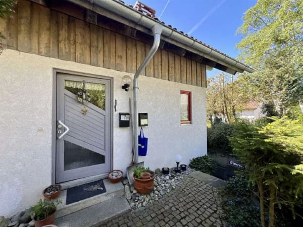 Immobilie in Herdwangen-Schönach - Liebevolles Häuschen in Herdwangen-Schönach im 2/3 Miteigentumsanteil - Bild 0