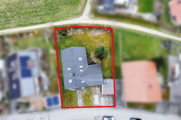 Immobilie in Illerrieden - Viel Raum für Ihre Wohnideen – EFH mit 812 m² Grundstück in ruhiger Lage - Bild 1