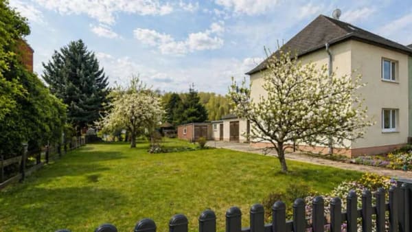 Immobilie in Borna - Ihr Zuhause mit großem Grundstück - Bild 1