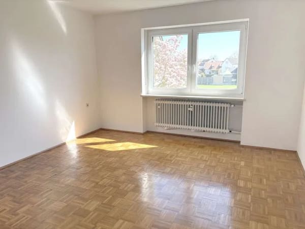 Immobilie in Ergolding - Ein Zuhause mit Perspektive - Gepflegtes Zweifamilienhaus in Ergolding - Bild 2