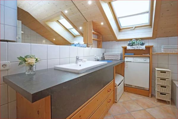 Immobilie in Pfronten - Tolle Gelegenheit - stilvolle Dachgeschosswohnung - Bild 0