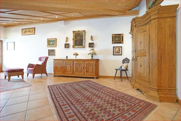 Immobilie in Pfronten - Tolle Gelegenheit - stilvolle Dachgeschosswohnung - Bild 2
