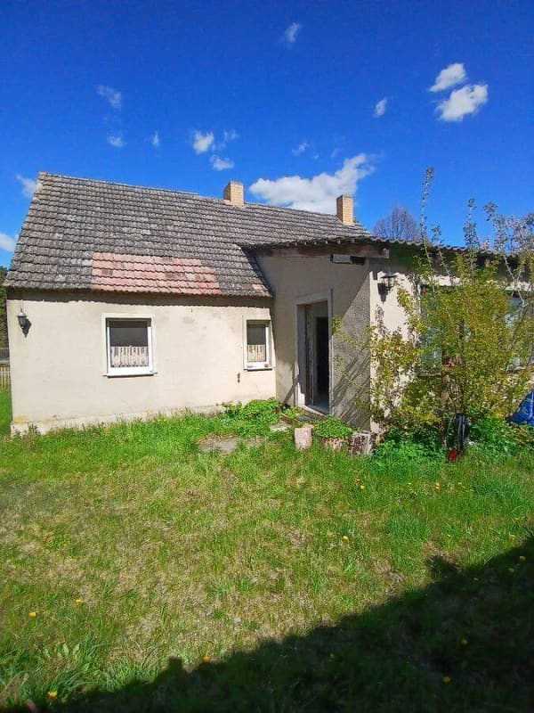 Immobilie in Briesen (Mark) - Wohnhaus mit Potential in 15518 Briesen, LOS - Bild 1