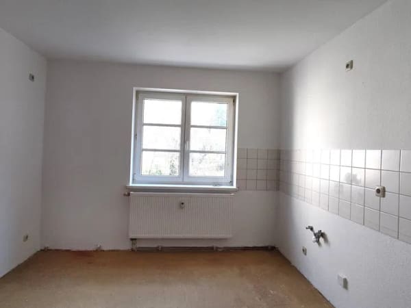 Immobilie in Plauen - 2-Zi.-Wohnung mit PKW-Stellplatz auf Erbbaugrundstück - zum kleinen Preis! - Bild 3