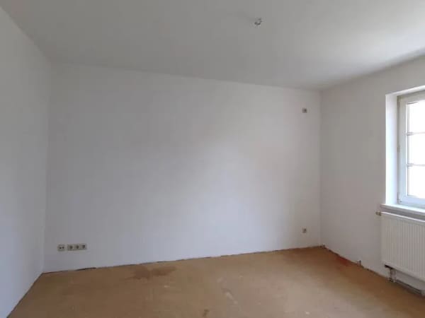 Immobilie in Plauen - 2-Zi.-Wohnung mit PKW-Stellplatz auf Erbbaugrundstück - zum kleinen Preis! - Bild 4