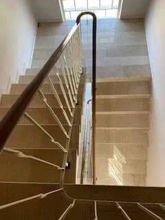 Immobilie in Gaimersheim - Großes 2-FMH (EG+OG) mit Keller und Speicher - großes Grundstück - Doppelgarage mit Reparaturgrube - Photovoltaikanlage - Bild 3