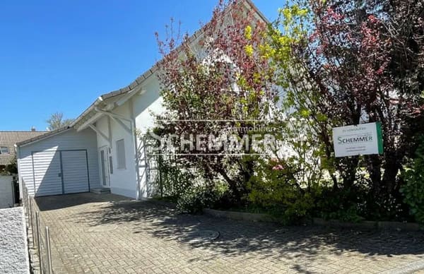 Immobilie in Winden im Elztal - Oberwinden++ freistehendes Einfamilienhaus mit schönem Garten - Bild 0
