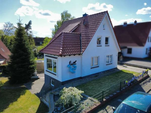 Immobilie in Cadenberge - Doppelte Chance in bester Wohnlage - Bild 1