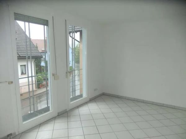 Immobilie in Bollschweil - 2 Zi-Wohnung in guter Wohnlage mit Gartenanteil-Terrasse - Bild 3