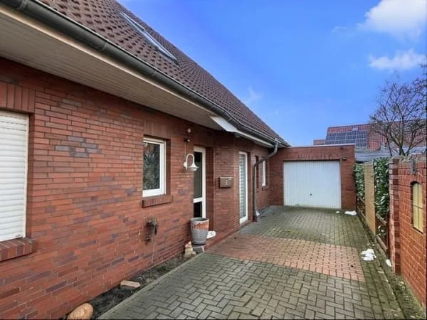 Immobilie in Lastrup - Eigennutzer aufgepasst! Wohnhaus mit zwei Wohneinheiten in guter Lage - Bild 1