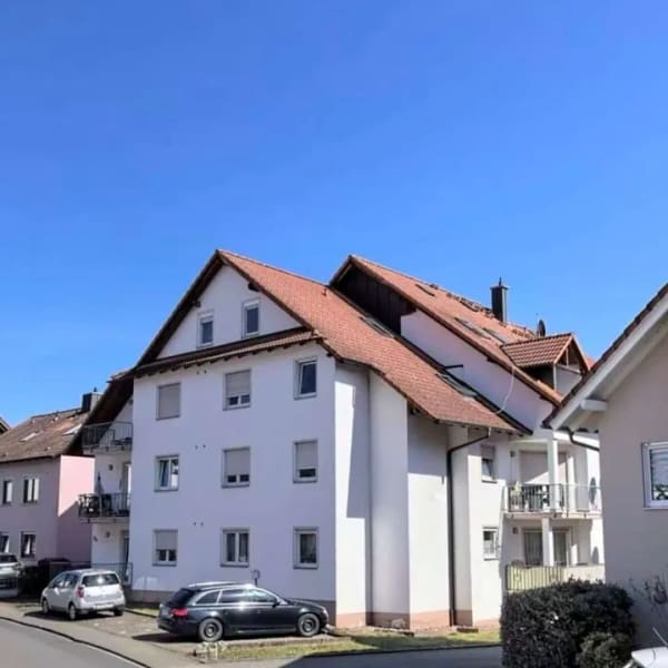 Immobilie in Obernburg am Main - Erstbezug nach DG-Ausbau: Helle 3-Zimmer-Wohnungen (ca. 64,72 m²) mit Stellplatz in Obernburg - Bild 0