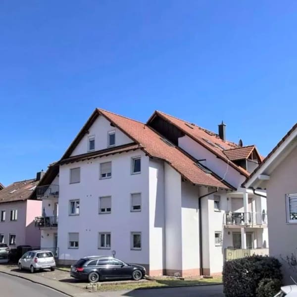 Immobilie in Obernburg am Main - Erstbezug nach DG-Ausbau: Attraktive 3-Zimmer-Wohnung (ca. 62,33 m²) mit Stellplatz in Obernburg - Bild 1