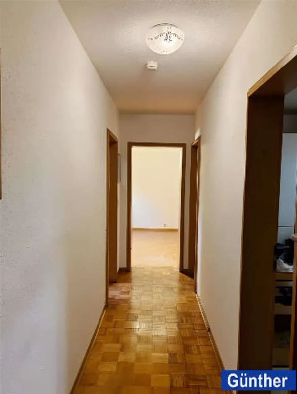 Immobilie in Metzingen - Vermietete 2-Zimmerwohnung mit Westbalkon zu verkaufen – auch ideal zur späteren Eigennutzung - Bild 1