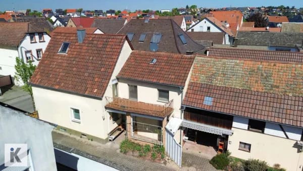 Immobilie in Römerberg - Anwesen mit Scheune und großem Grundstück – Wohnen, Arbeiten und Verwirklichen unter einem Dach! - Bild 2