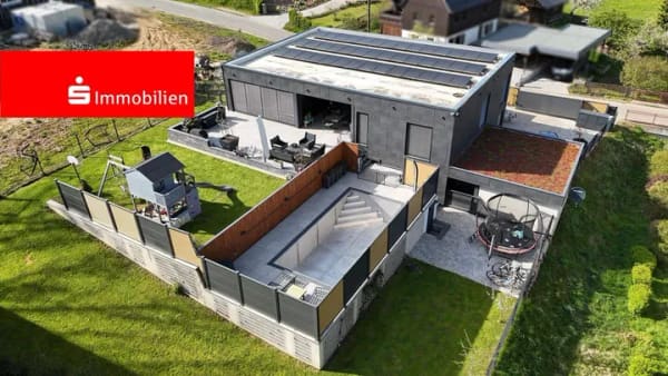 Immobilie in Fraureuth - Zuhause der Extraklasse - Stilvoll, modern & einzigartig - Bild 0