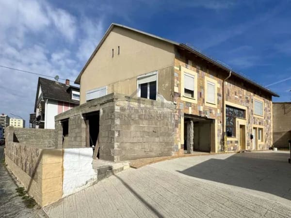 Immobilie in Bendorf - Vielseitiges Mehrfamilienhaus mit Potenzial in Bendorf - Bild 1