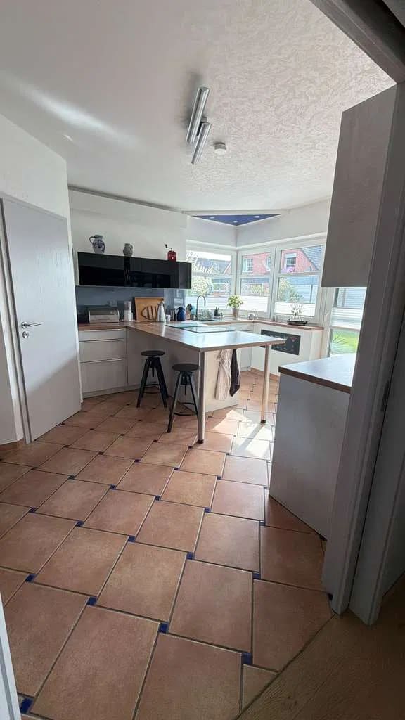 Immobilie in Isenbüttel - Modernes Familienhaus mit PV-Anlage, Kamin & Traumgarten in Isenbüttel - Bild 2