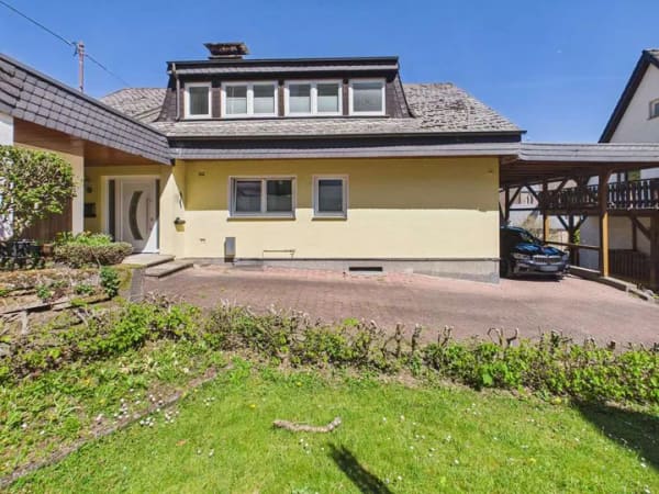 Immobilie in Lennestadt - Einfamilienhaus mit traumhaftem Ausblick - Ansehen & Verlieben. - Bild 0