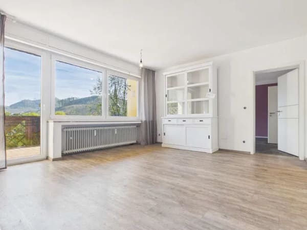 Immobilie in Lennestadt - Einfamilienhaus mit traumhaftem Ausblick - Ansehen & Verlieben. - Bild 2