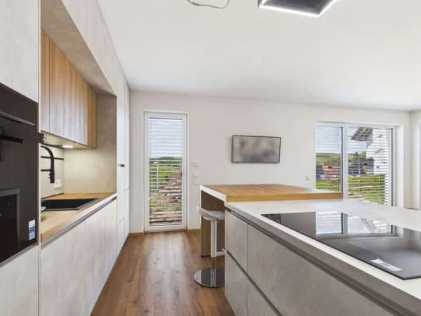 Immobilie in Oberthulba - Beeindruckender Ausblick - Einfamilienhaus mit Einliegerwohnung - Bild 1