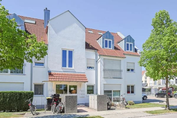 Immobilie in Manching - Lichtdurchflutete 3-Zimmer-Wohnung mit ausgebautem Dachboden - Bild 0