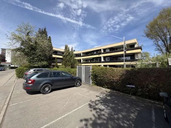 Immobilie in Stadtbergen - Modernisierte 3-Zimmer-Wohnung mit Südwestbalkon,  - Bild 2