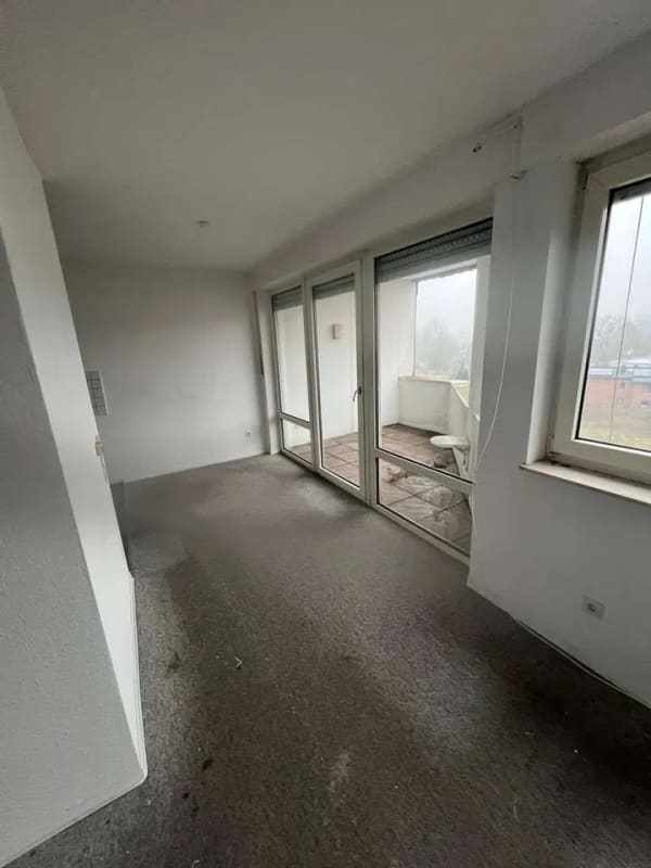 Immobilie in Kirchlengern - Geräumige 2-Zimmer-Wohnung mit Balkon und Abstellraum – zentrale Lage am Neuen Markt in Kirchlengern - Bild 0