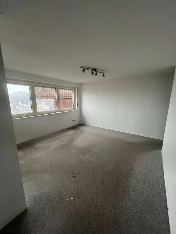 Immobilie in Kirchlengern - Geräumige 2-Zimmer-Wohnung mit Balkon und Abstellraum – zentrale Lage am Neuen Markt in Kirchlengern - Bild 3