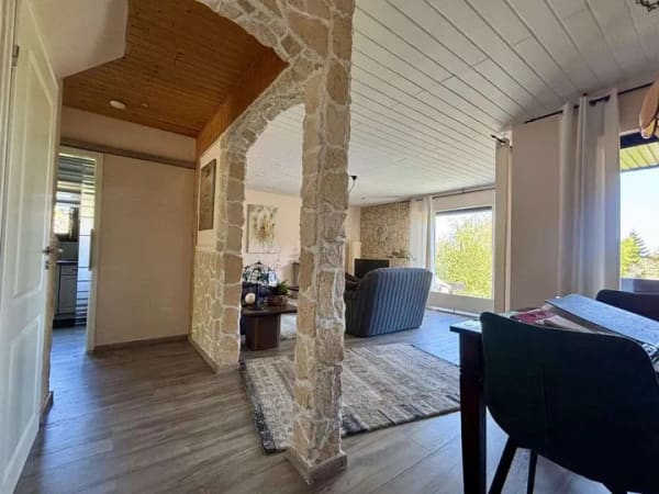 Immobilie in Lindlar - Charmantes Einfamilienhaus mit großem Platzangebot und liebevollem Garten in ruhiger Lage Lindlars - Bild 3