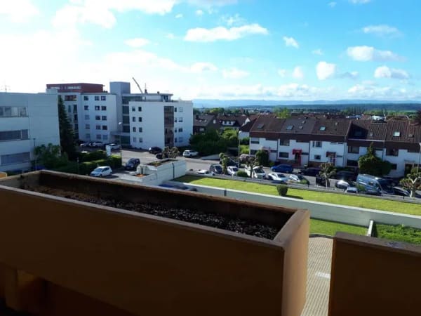 Immobilie in Ostfildern - Gut aufgeteilte 2-Zimmer-Eigentumswohnung mit Potenzial - Bild 2