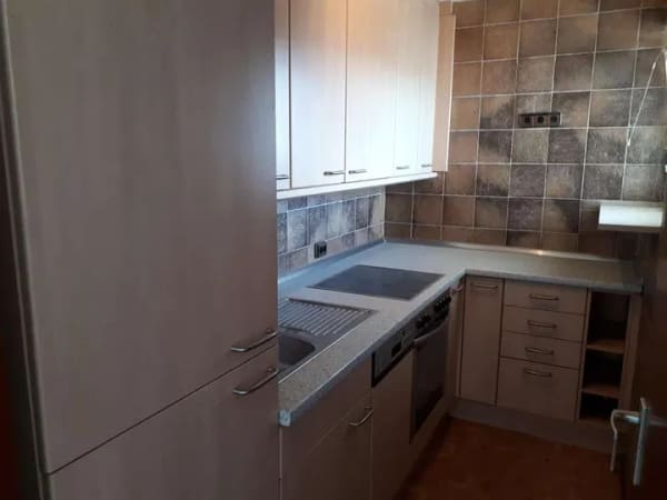 Immobilie in Ostfildern - Gut aufgeteilte 2-Zimmer-Eigentumswohnung mit Potenzial - Bild 3