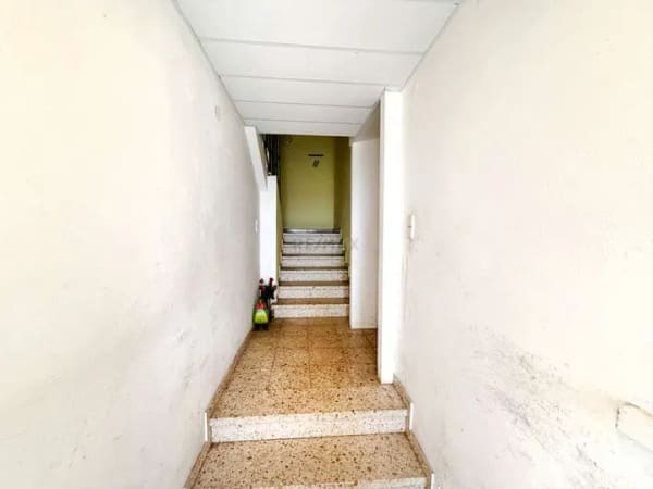 Immobilie in Kuchen - Mehrfamilienhaus in Kuchen mit Lagerfläche und Büro – vielseitige Kapitalanlage mit Potenzial - Bild 2