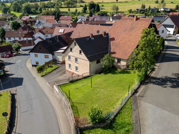 Immobilie in Schotten - Landlust mit Freiraum - Hofensemble mit Wohnhaus, Stall und Scheune bietet Platz für Tiere und Ideen - Bild 4