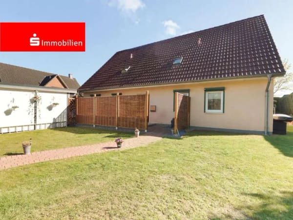 Immobilie in Schellhorn - Einfamilienhaus mit Einliegerwohnung am Feldrand - Bild 0