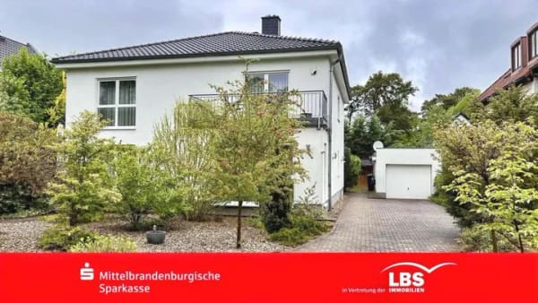 Immobilie in Zeuthen - Wohnen mit Stil und viel Freiraum - Bild 0