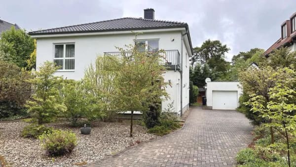 Immobilie in Zeuthen - Wohnen mit Stil und viel Freiraum - Bild 1
