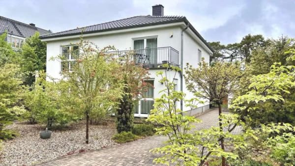 Immobilie in Zeuthen - Wohnen mit Stil und viel Freiraum - Bild 2