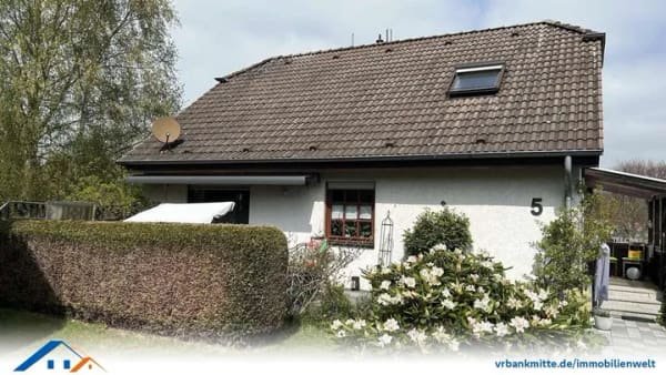 Immobilie in Gieboldehausen - Großzügiges Einfamilienhaus mit Einliegerwohnung in ruhiger Wohnlage - Bild 1