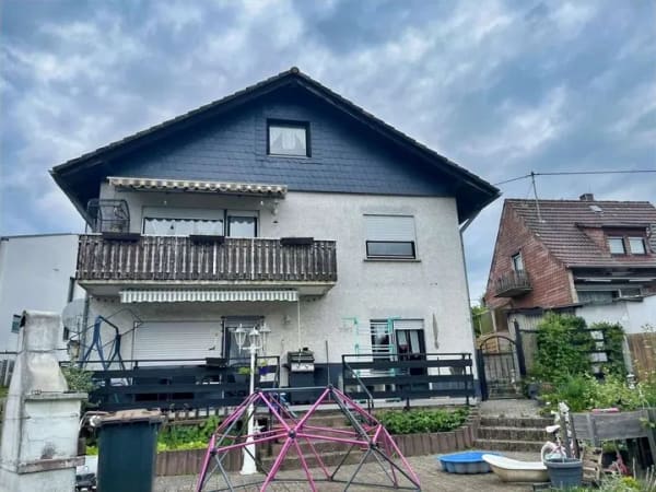 Immobilie in Singhofen - Singhofen: EFH mit Garten und viel Platz für Ihre Familie! - Bild 1