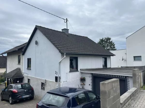 Immobilie in Singhofen - Singhofen: EFH mit Garten und viel Platz für Ihre Familie! - Bild 2